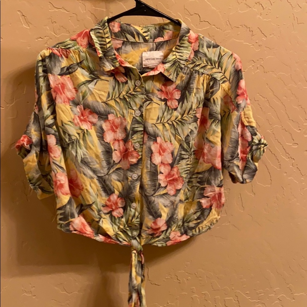American Eagle Women's Hawaiian Tie Shirt